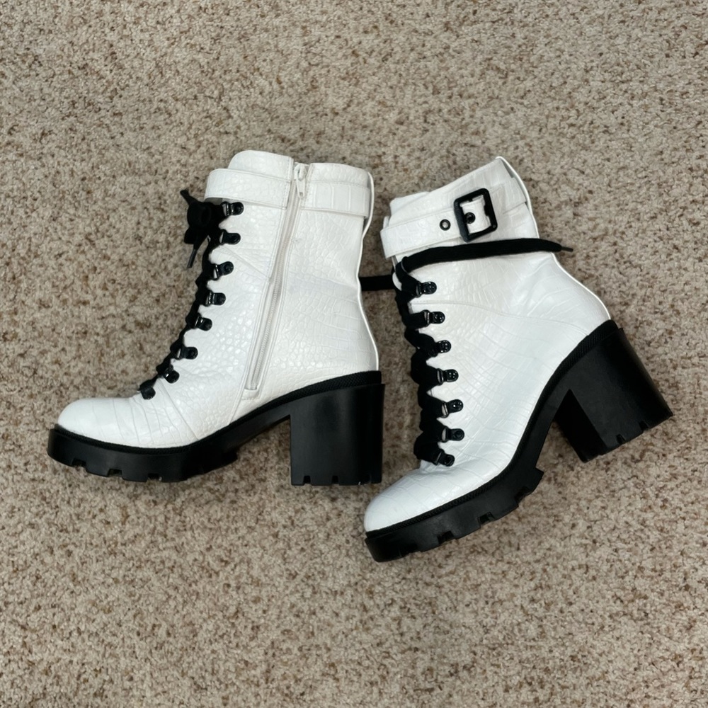Mix No. 6 combat boots